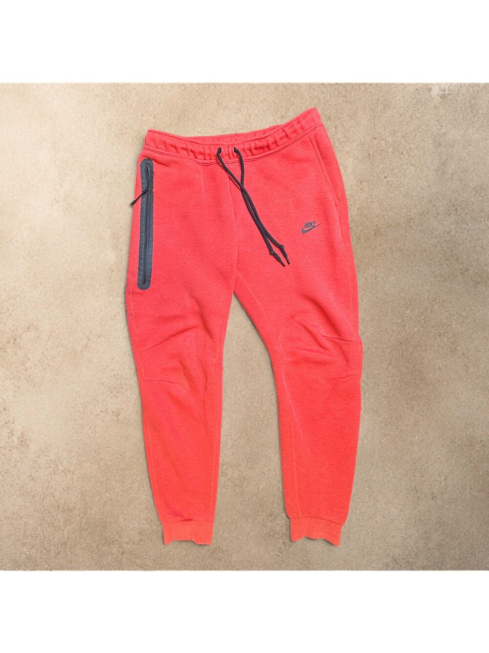 Nike Tech Fleece Joggers Mens Size Large Crimson Red Sweatpants CU4495 Tapered